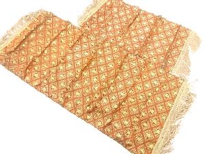 リサイクル　花菱模様織出し卓布2枚セット